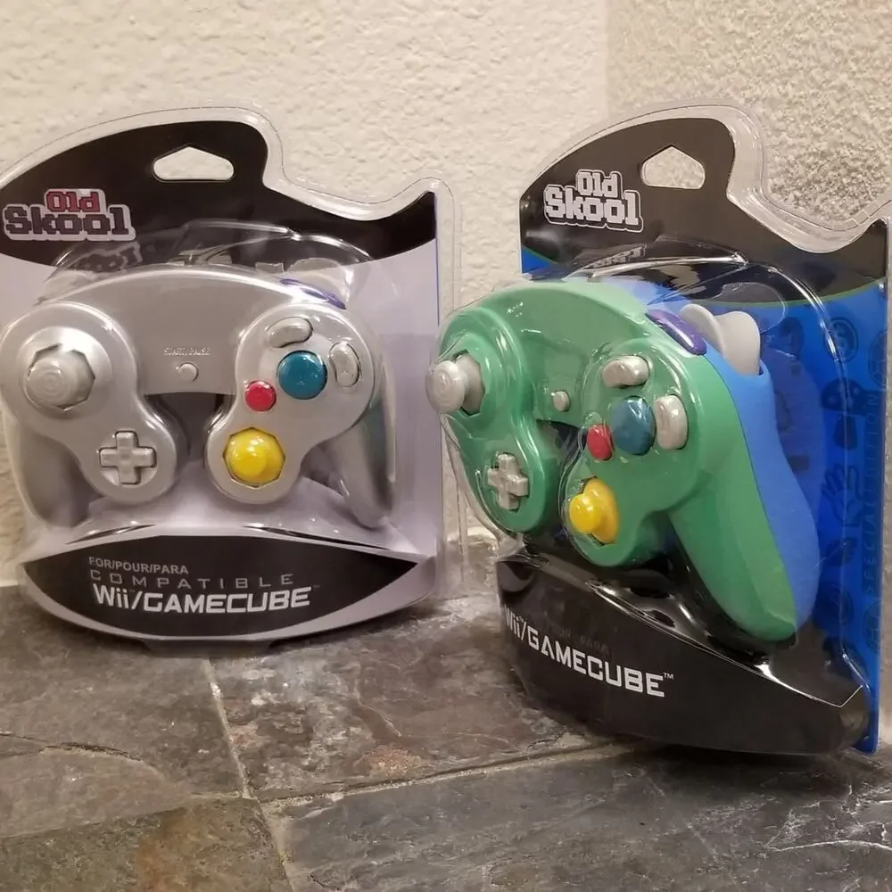 2 Gamecube Controllers - Silver & Green (NEW) - Nintendo - Old Skool